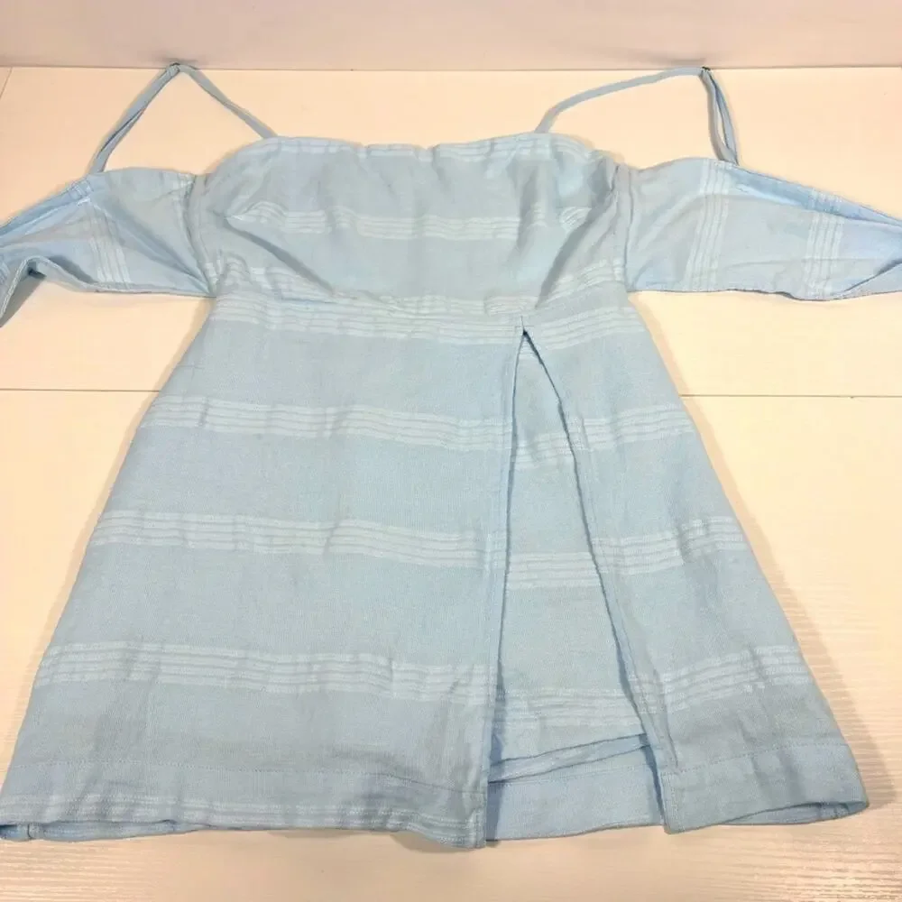 Free People Light Blue Romper (back is even cuter than the front) Small V0427